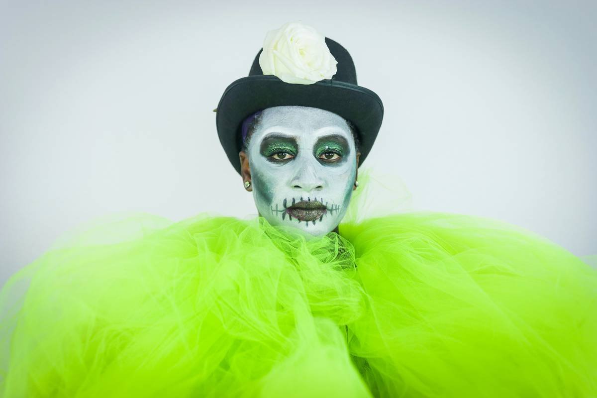 Advanced Makeup for Halloween: Master Prosthetic Transformation Like a SFX Pro