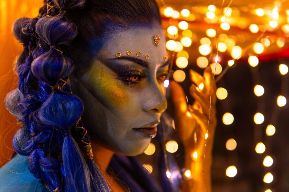 How to Master Surreal Makeup Effects: A Prosthetic Artist’s Guide to Reality-Bending Looks
