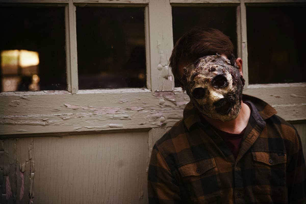Chart showing top reasons zombie prosthetics fail: poor adhesion (42%), incorrect material flexibility (29%), inadequate blending (18%), other (11%)