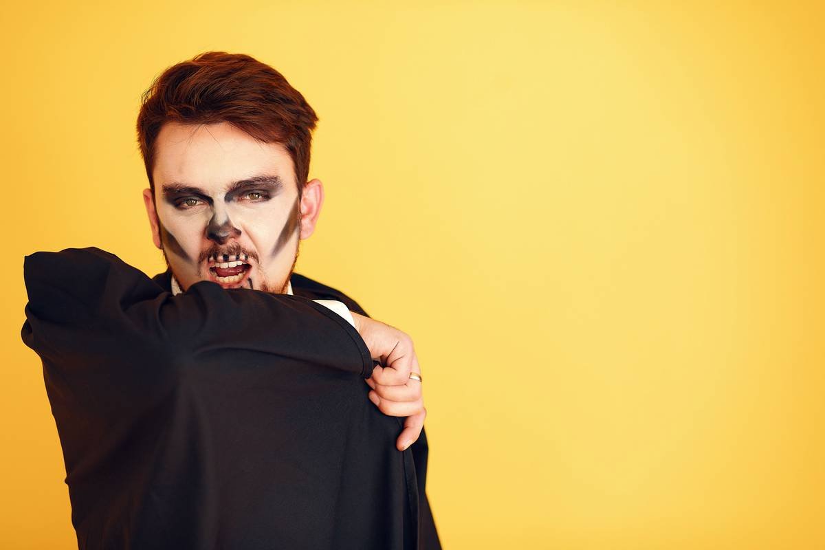 Prosthetic Makeup for Vampires: 7 Proven Tips to Avoid Painful Mistakes